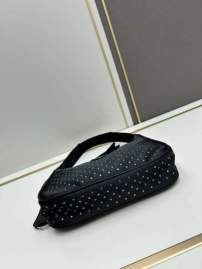 Picture of Prada Handbags _SKUfw185889054fw